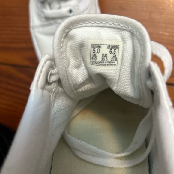 SOLD - Picture 4 of 6